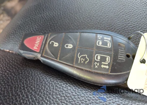 2014 Chrysler Town & Country Touring from USA, damaged, VIN 2C4RC1BG4ER112005